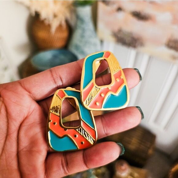 VTG 80's Colorful Enamel Colorblock Clip On Drop Earrings.